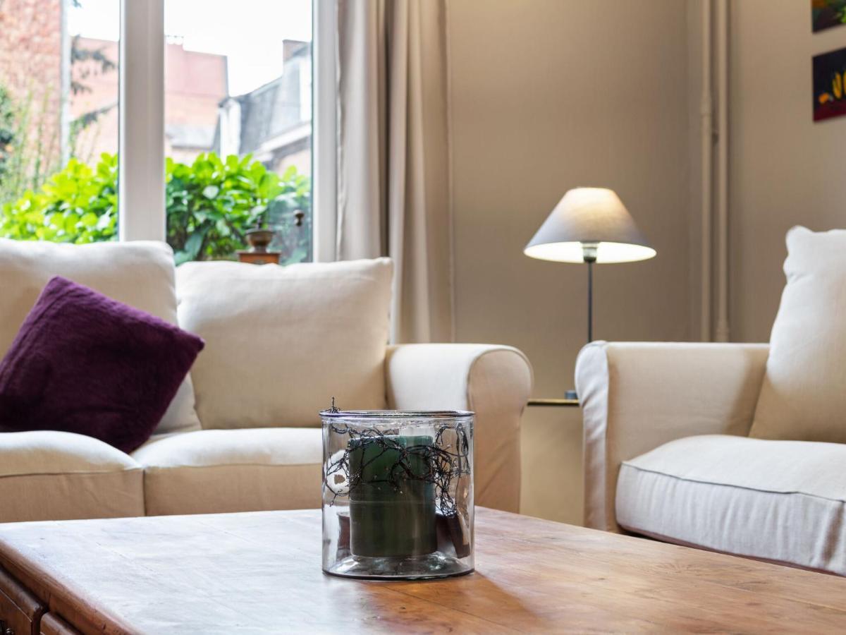 Stylish Apartment In Dinant Near The Maas Экстерьер фото